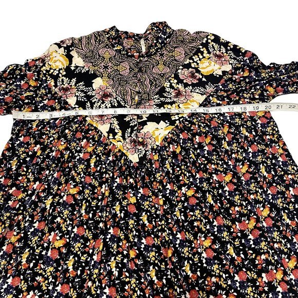 Free People WIldflower Fields Henley Bohemian Tunic Top Size S - Picture 9 of 10